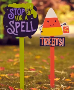 Cauldron Spell Yard Stake