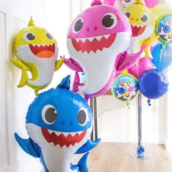 Gliding Baby Shark Family Balloon