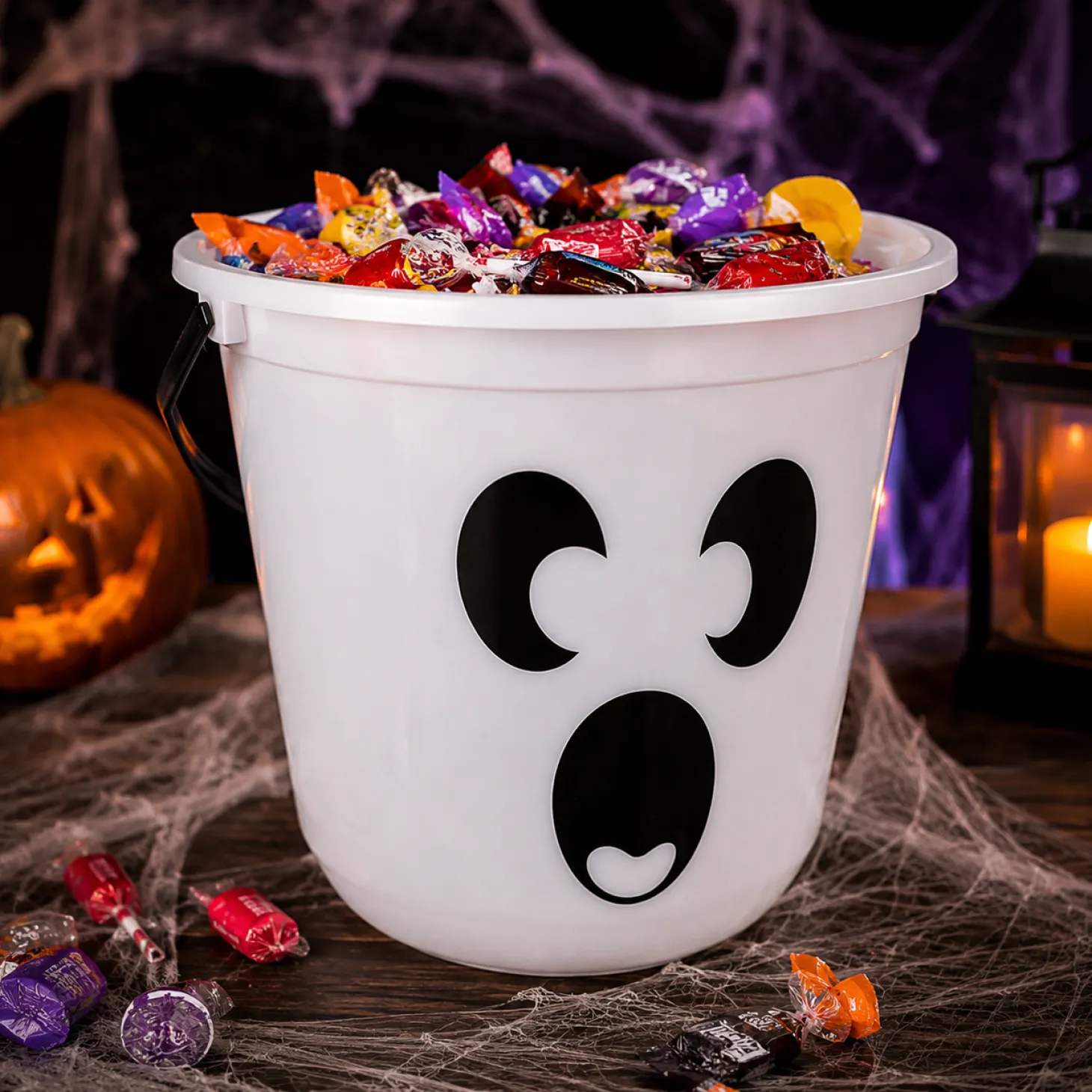 Glow-in-the-Dark Ghost Trick-or-Treat Bucket