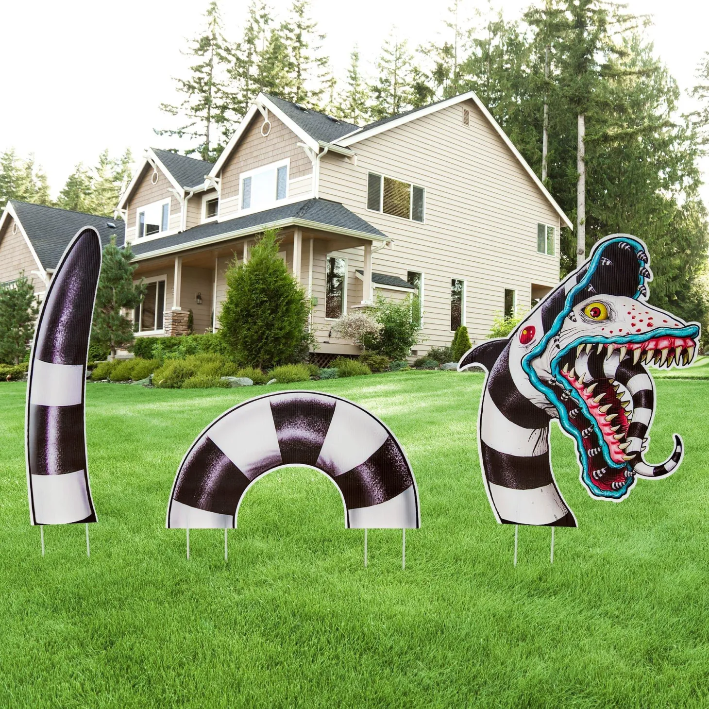 25-inch Beetlejuice Sandworm Groundbreaker Lawn Decoration