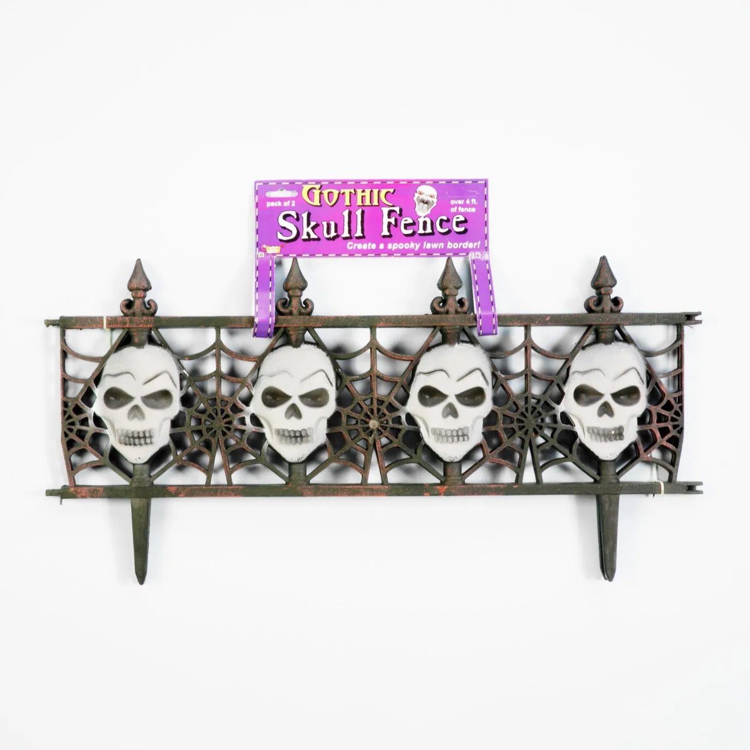 12-inch Gothic Skull Fence - 2 Piece