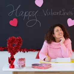 Red Heart Tinsel Centerpiece