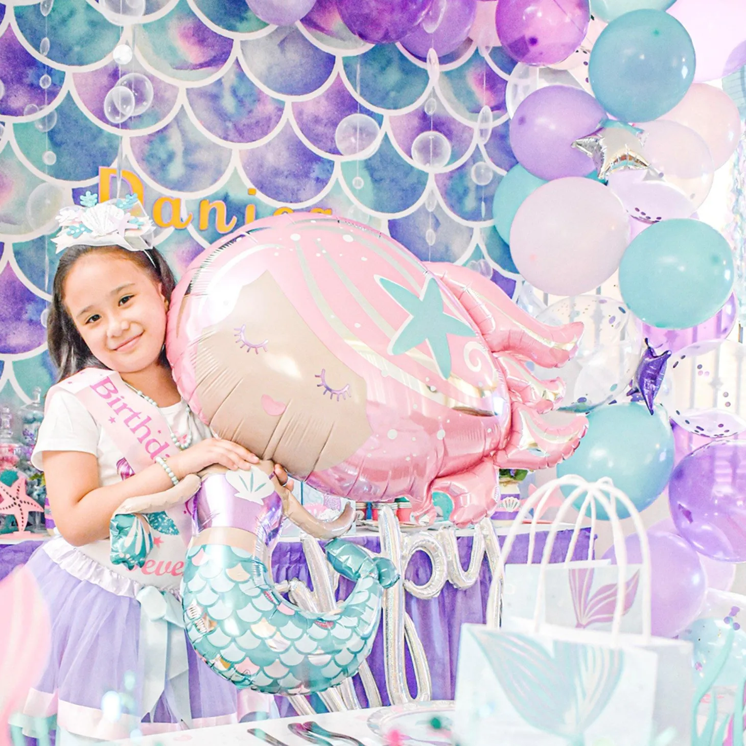 Shimmering Mermaid Foil Balloon Bouquet, 5pc
