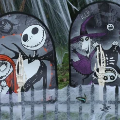 The Nightmare Before Christmas Graveyard Scene Kit 15pc